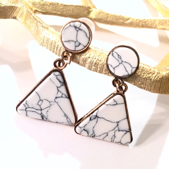 Jewelry - New White Black Marble Triangle Earrings
